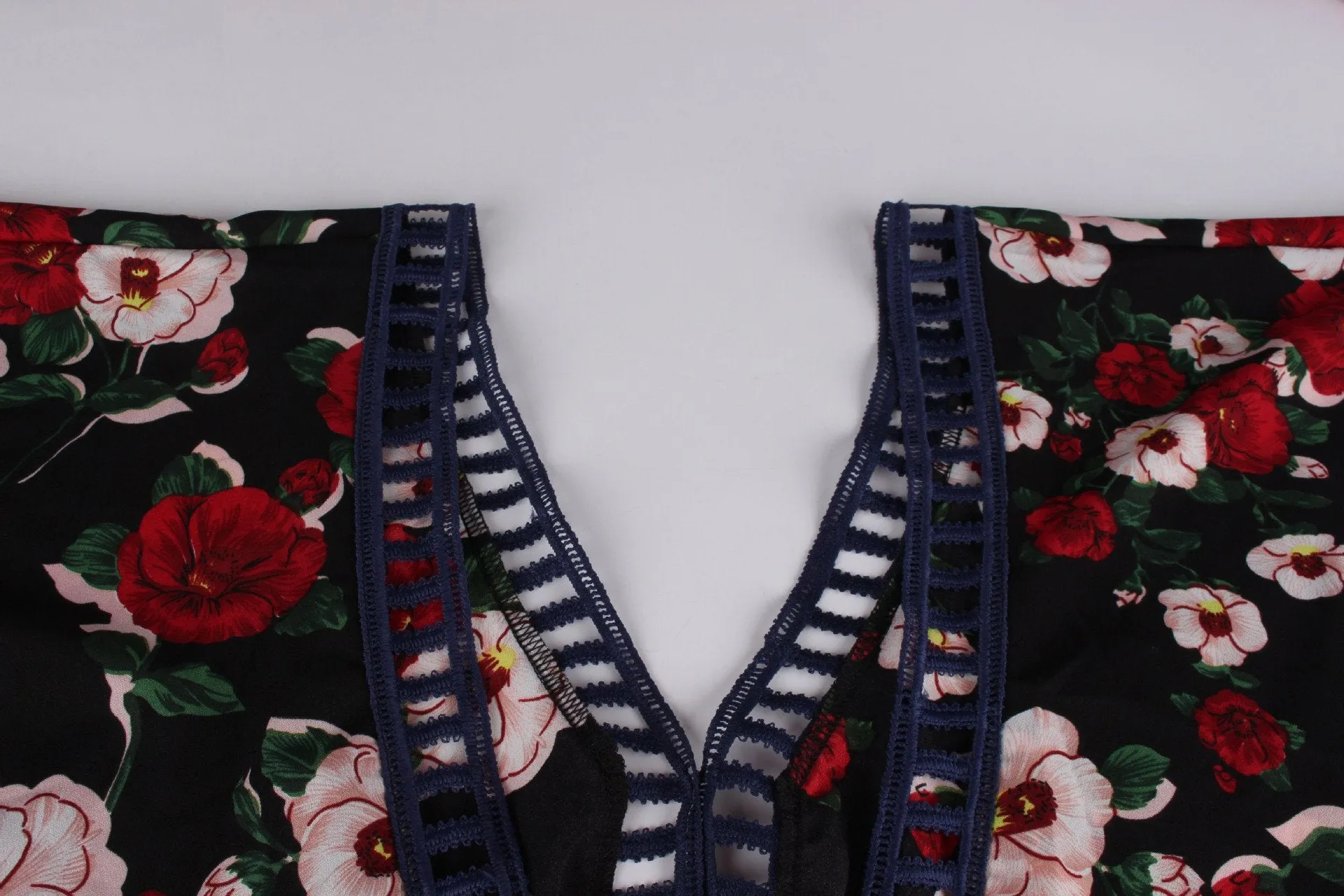 Backless V-neck Floral Short Sleeves Mini Dress
